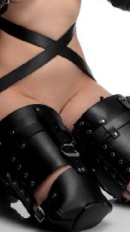 CRAWLING BONDAGE SET